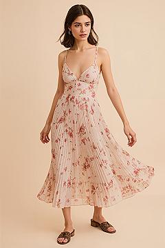 Spring Perfection: The Pleated Floral Midi Dress for Garden Parties