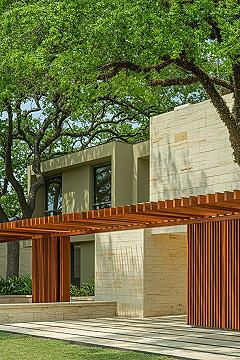 Dream Home Exterior: Wood Pergola & Rustic Architecture Blend