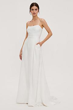 Minimalist Satin Wedding Gowns: The 2024 A-Line Aesthetic