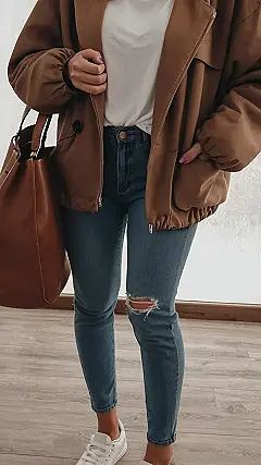 Fall Fashion:  Ripped Jeans and a Cozy Jacket