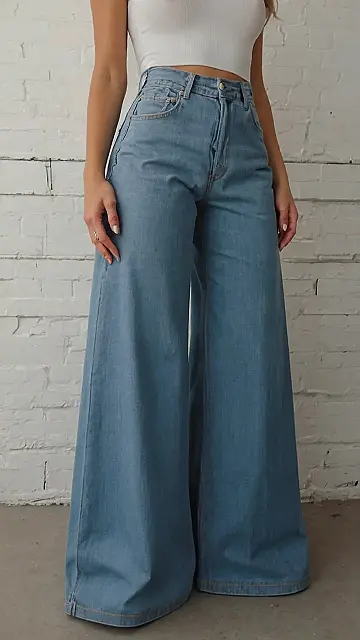 Denim Dreams: These Jeans are the Real Deal!