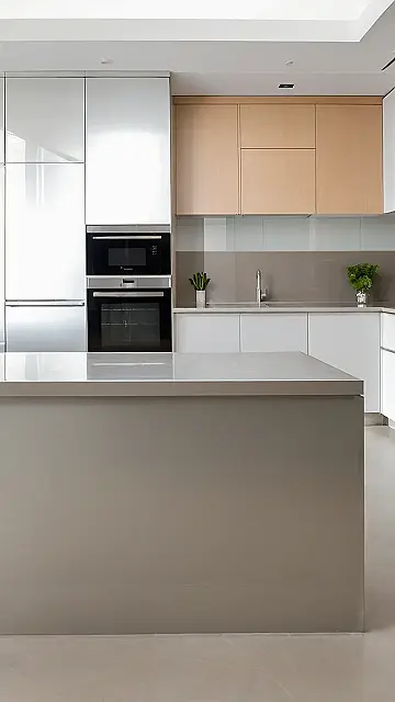 Kitchen Remodel: From Bland to Bangin’