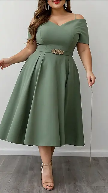 Plus Size Fashion:  Rockin’ the Green Dress!