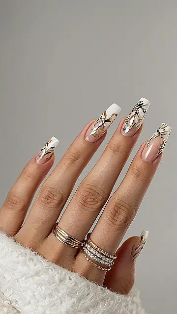 Chic Fingertips