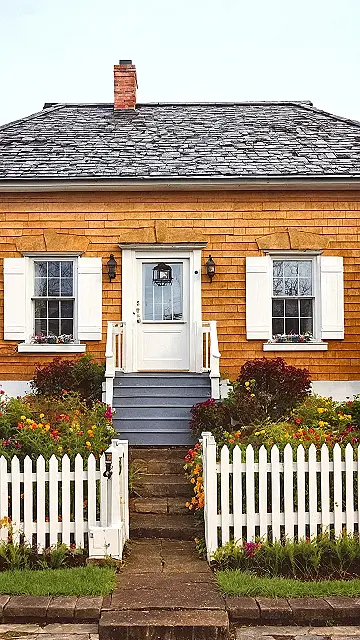 Where Blooms Meet Broadband