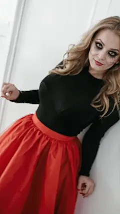 Queen of the Last Minute (Plural)