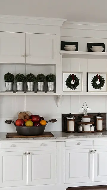 Kitchen Christmas Spirit