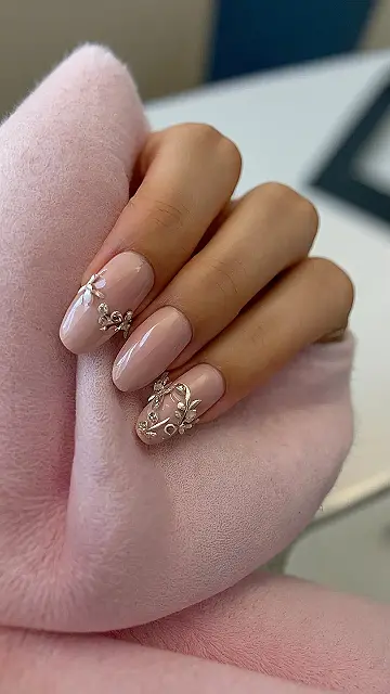Bow Power Nails