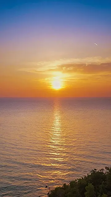 Golden Hour Goodbye: