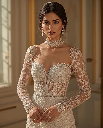 Elegant Lace Mermaid Wedding Dress: Chic Bridal Glamour