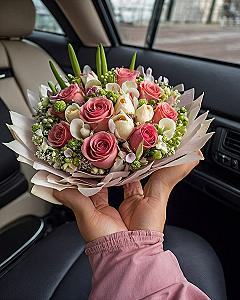 Creating Mixed Rose and Hydrangea Summer Bouquets