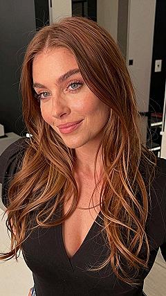 Why Layered Lobs and Caramel Tones Work So Well