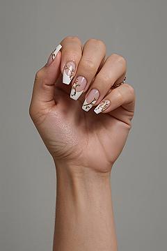 Short Acrylic Nails Designs with Chic Gold Accents