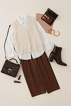 Warm Neutrals: Chic Workwear & Business Casual Outfit Ideas