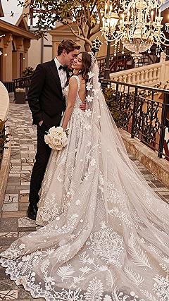Managing Your Cathedral Train and Veil on Historic Grounds