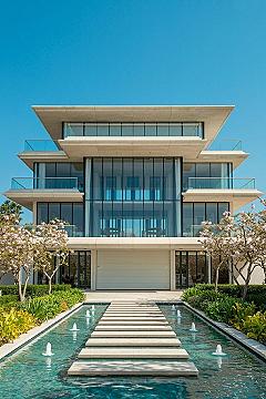 Grand Ultra Modern House Design: The Pinnacle of Luxury Homes Exterior