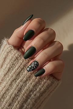 Winter Elegance: Classy Nail Art Design Ideas for a Chic Look