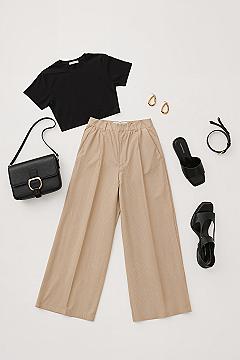 The Ultimate Clean Girl Outfit: Effortless Style for 2025