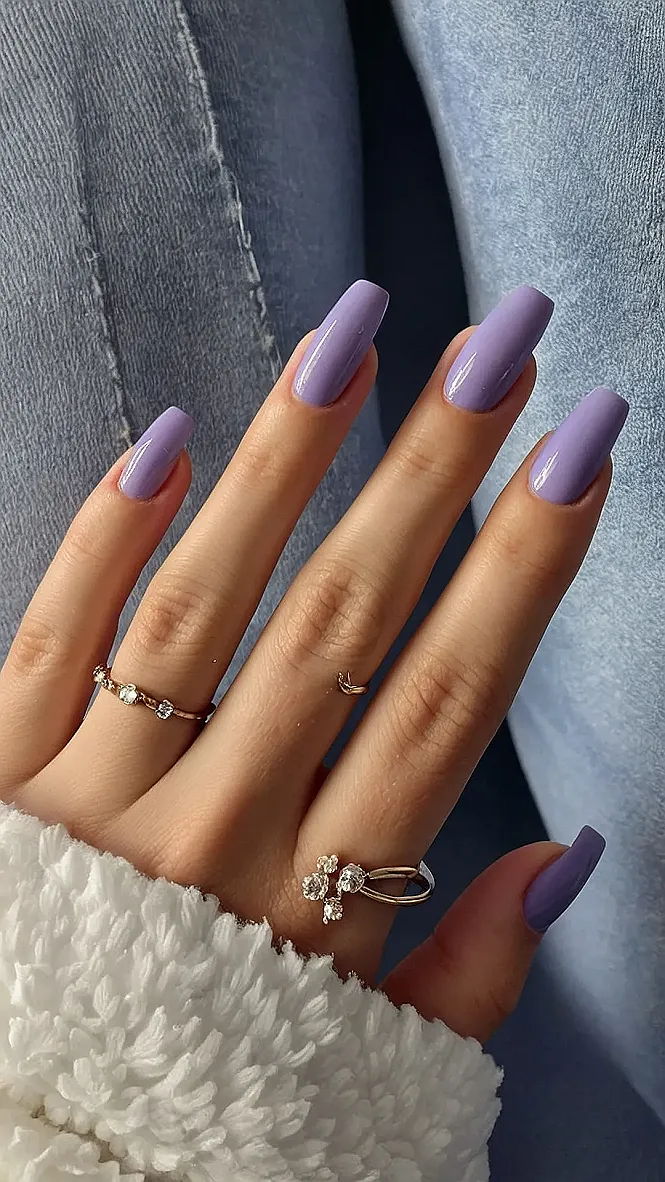 Chic Lavender Nails