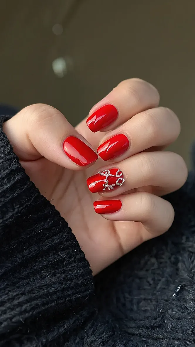 Flirty Red Tips