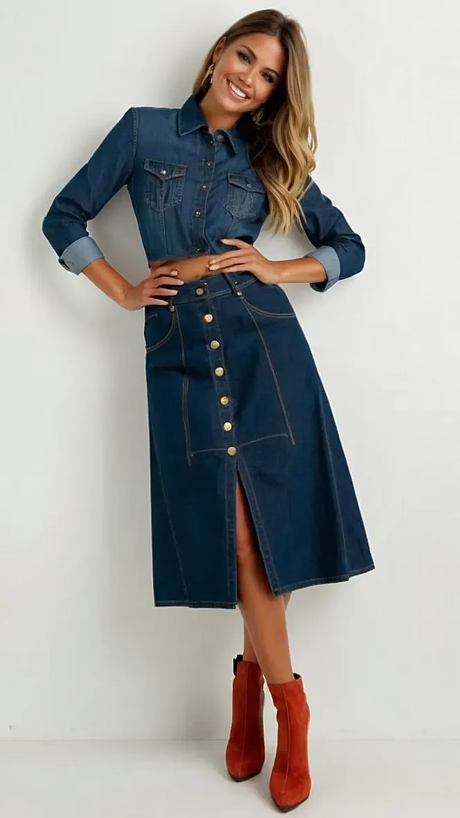 Denim Muse: Button Up Your Style