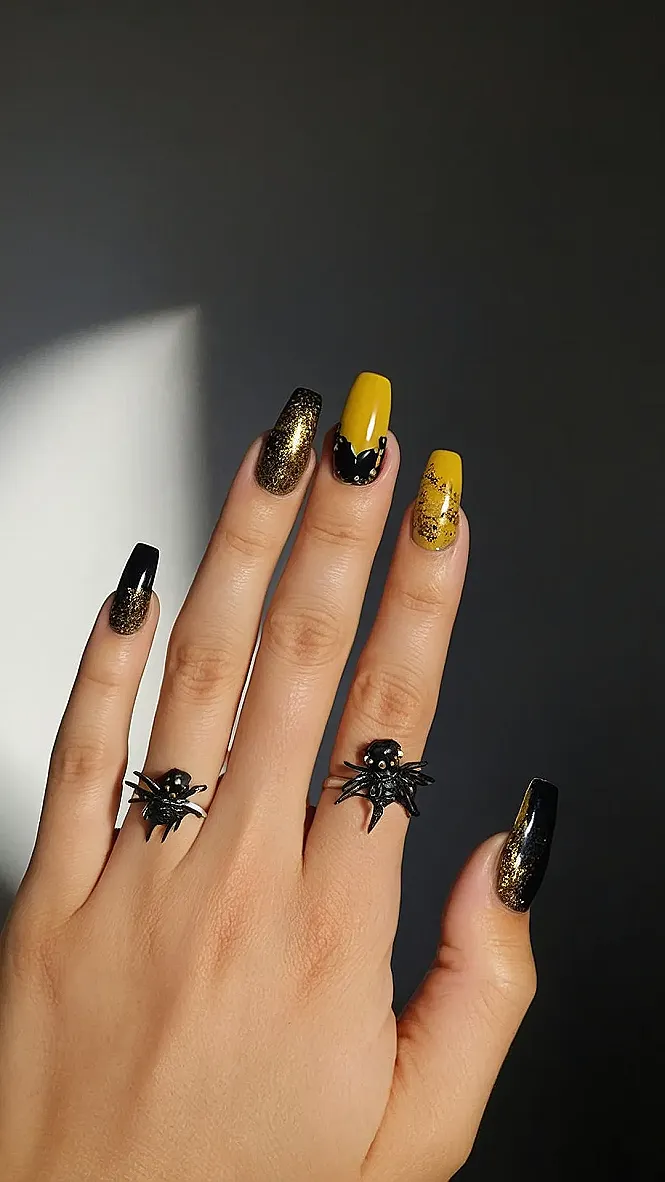 Spider-ific Nails!: