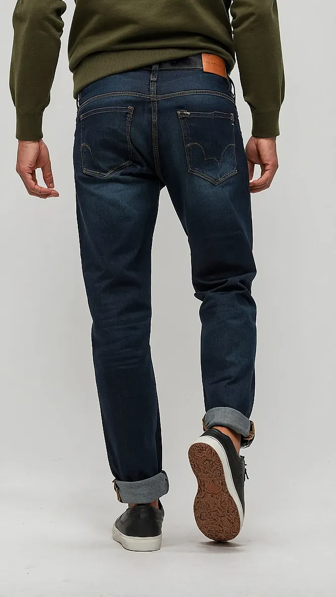 Cuff & Conquer Jeans