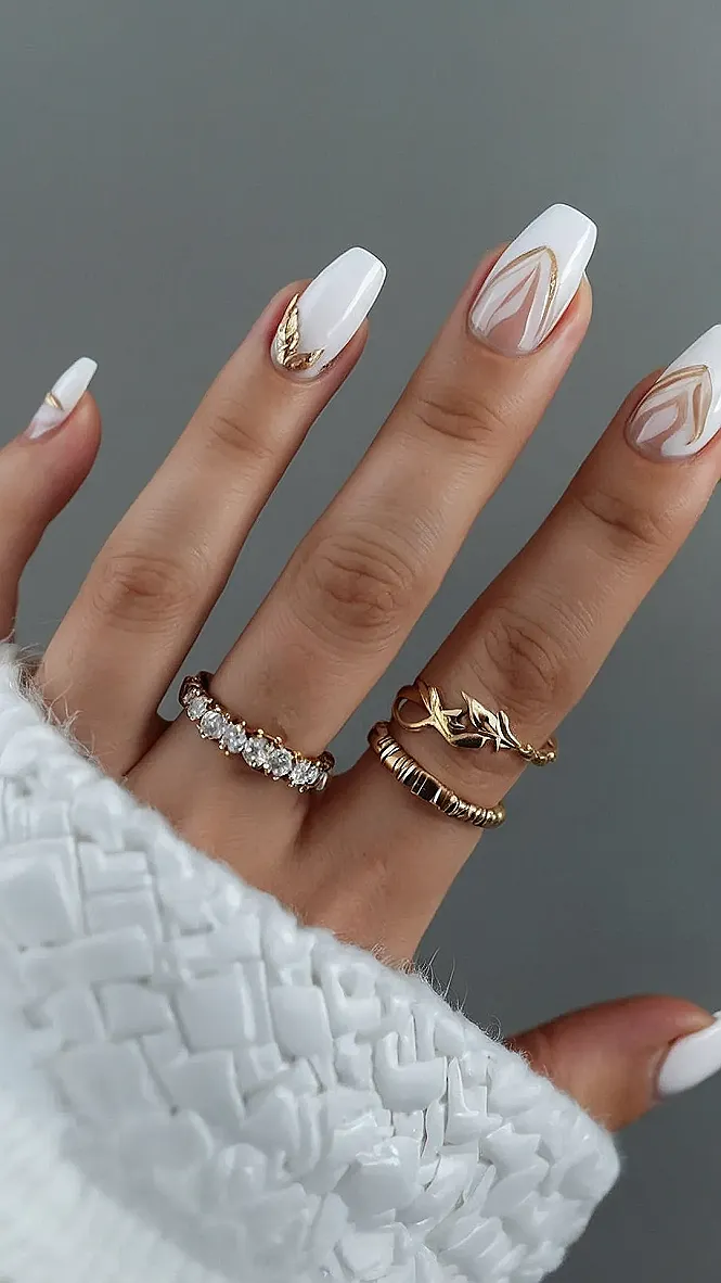 White Nails: Gold-Leaf Dreams