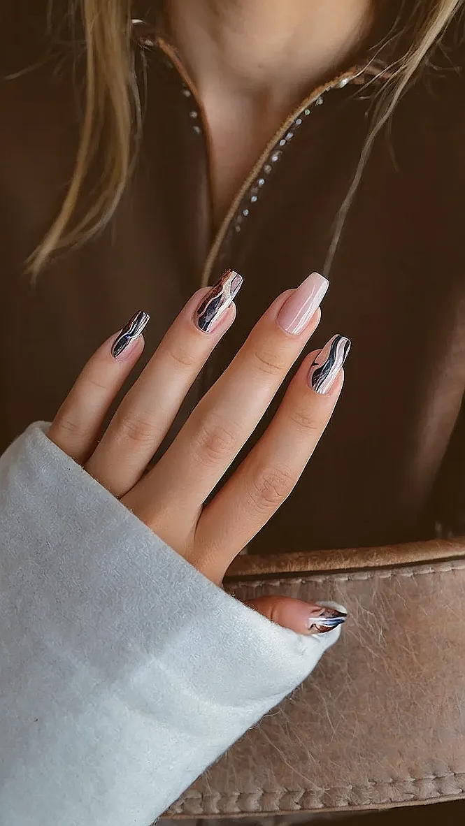 Fall-ing for Yellow Nails!