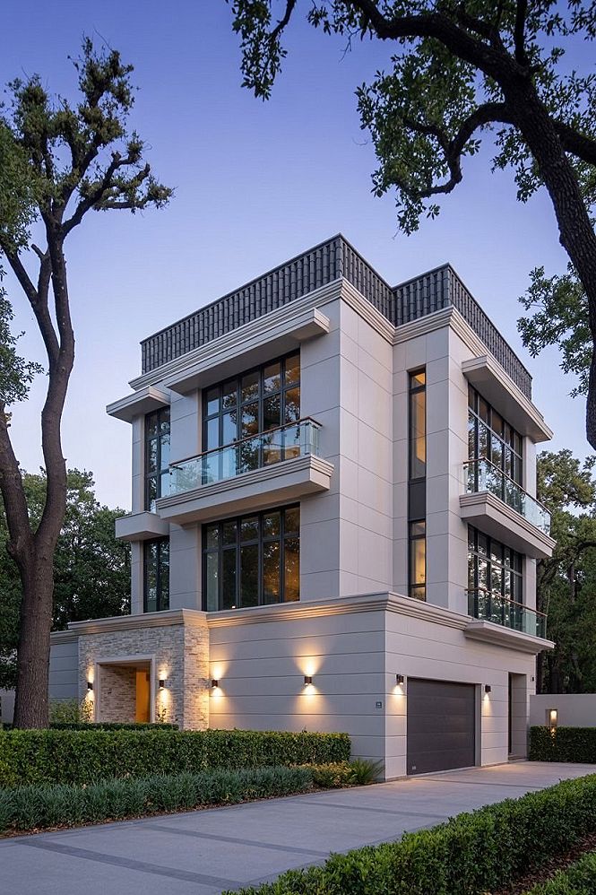 Modern Contemporary Homes: Sophisticated 2-Story House Design