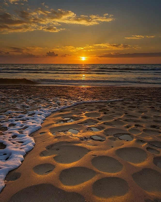 Bringing Golden Hour Coastal Scenery Indoors