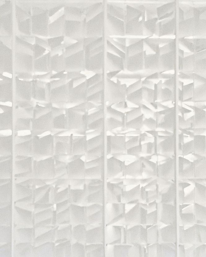 Minimalist Ghost Grids for a Clean Autumn Phone Aesthetic