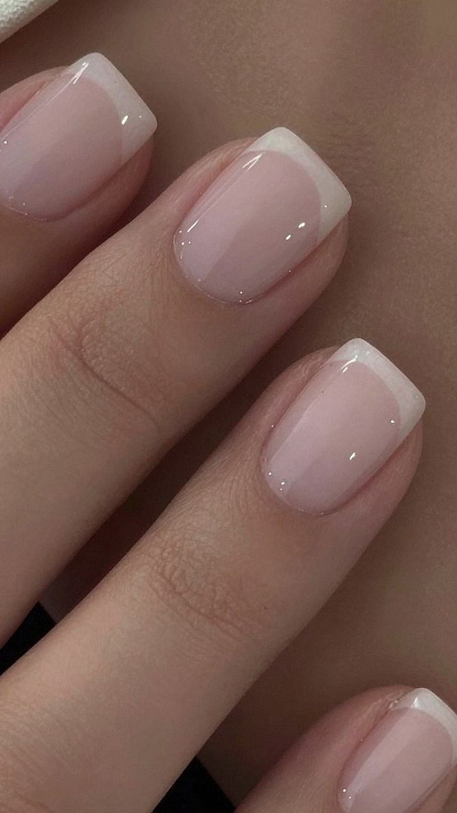 Why The Pearl French Pedicure Combines Two Classics