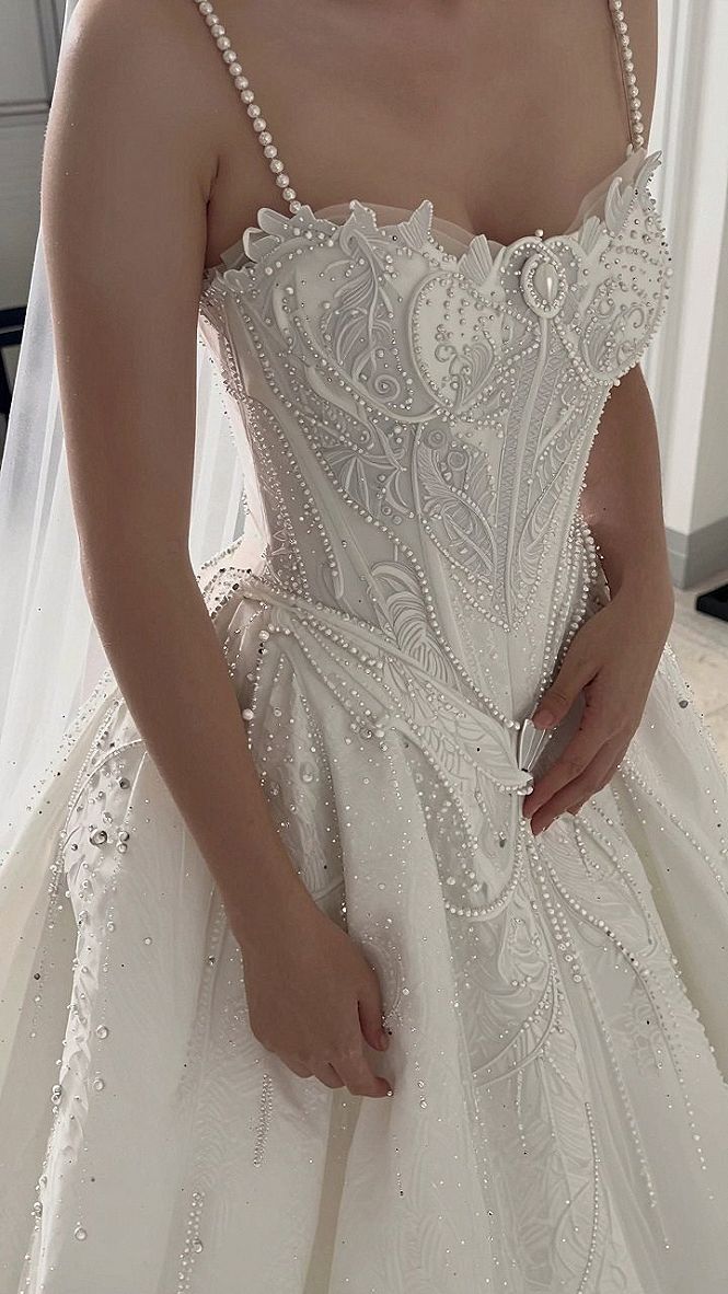 Styling a Corset Bodice Mermaid Wedding Dress