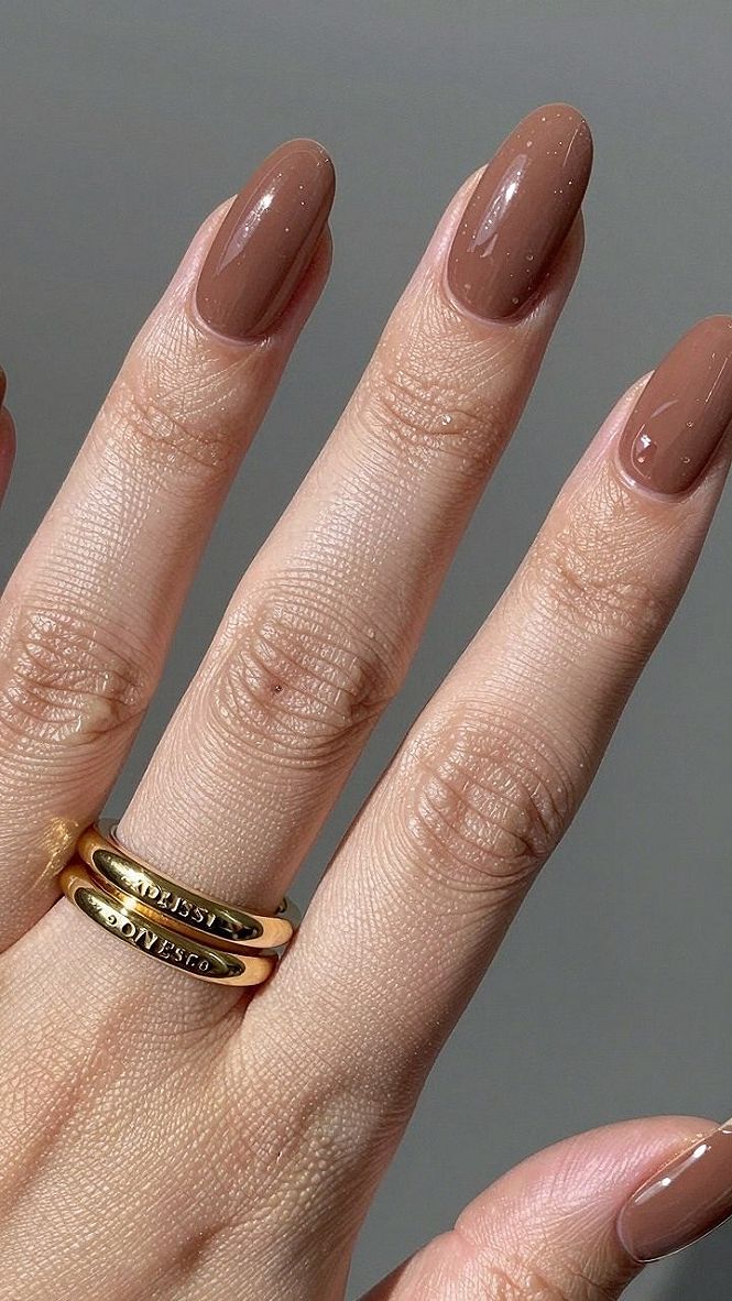 Why Rosy Mauve Nails Suit Any Season