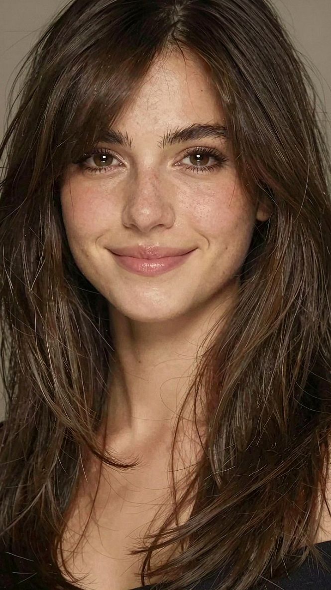 Textured Fringe With Feathered Long Layers