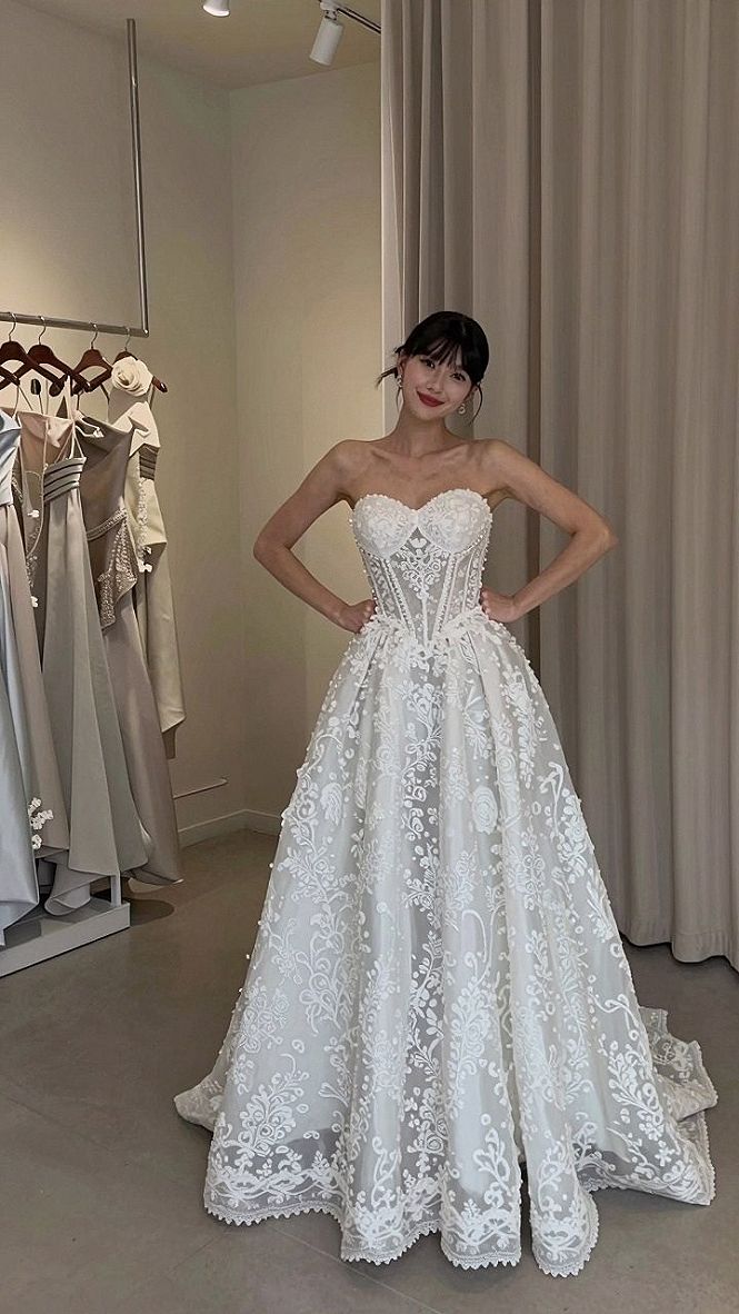 Styling a Structured Corset All Lace Wedding Gown