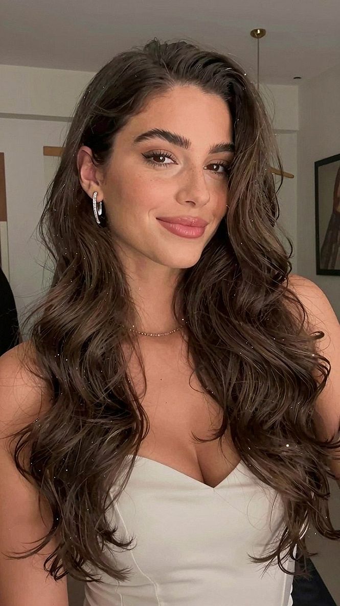 Loose Hollywood Waves Worn Down For Your Wedding