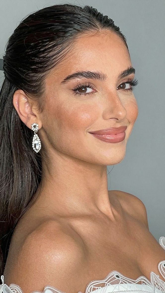 Sleek Pulled Back Half Up Wedding Hair With A Veil