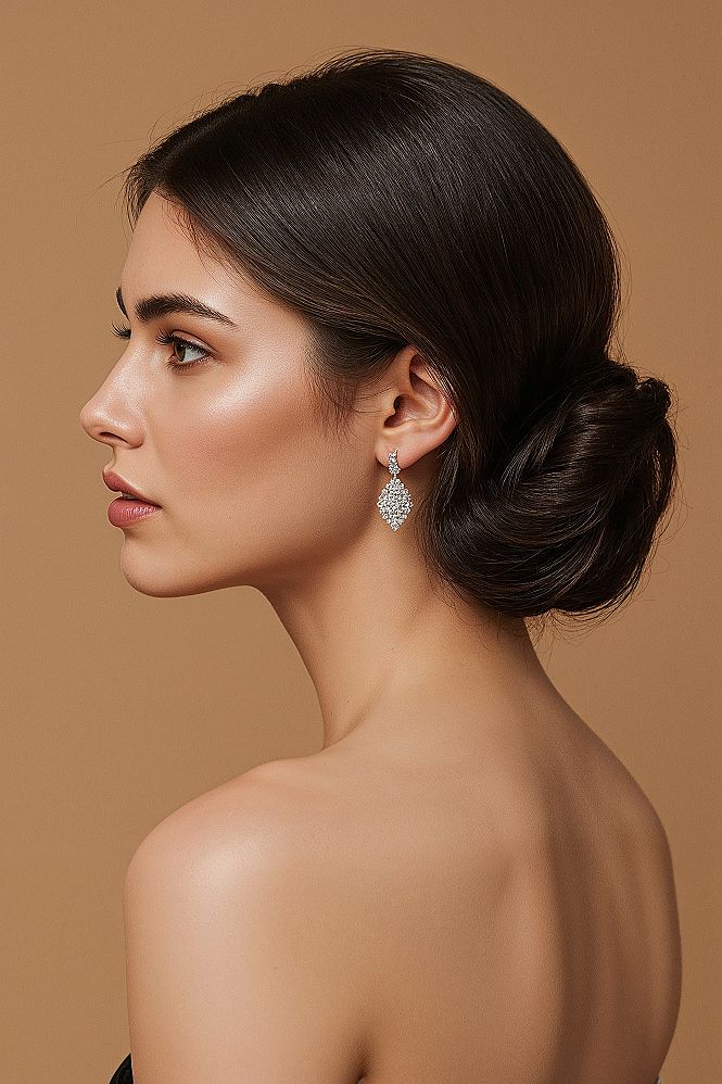 Perfect Messy Bun Wedding Hairstyle: Chic Bridal Updo Guide