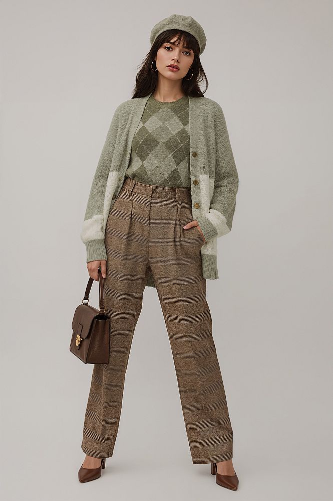 Retro Plaid Perfection: Chic Fall Outfits for Modern Style