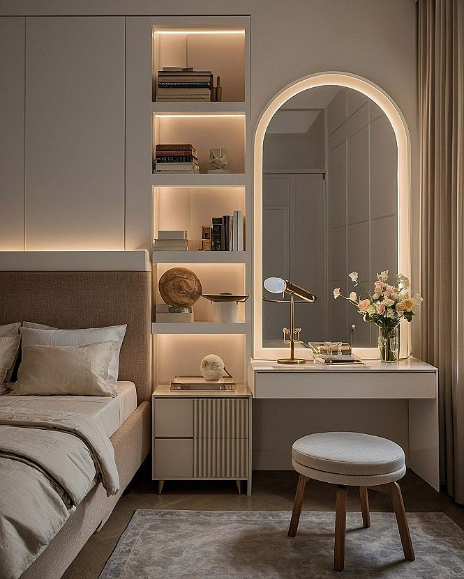 Selecting Built In Shelving And Vanity Lighting