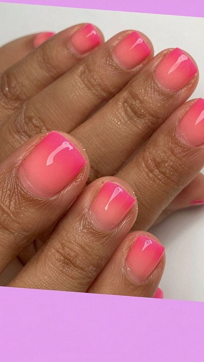 Choosing Between Solid Coral And Gradient French Tips