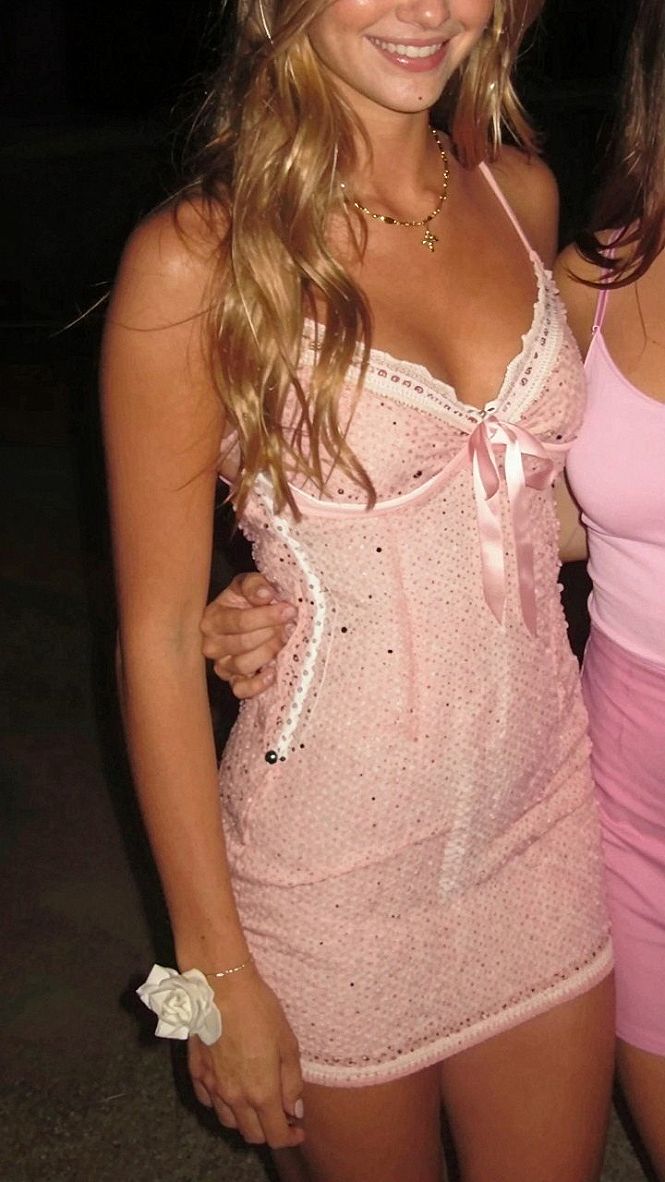 Selecting a Pink Mini Dress with Bows for School Dances