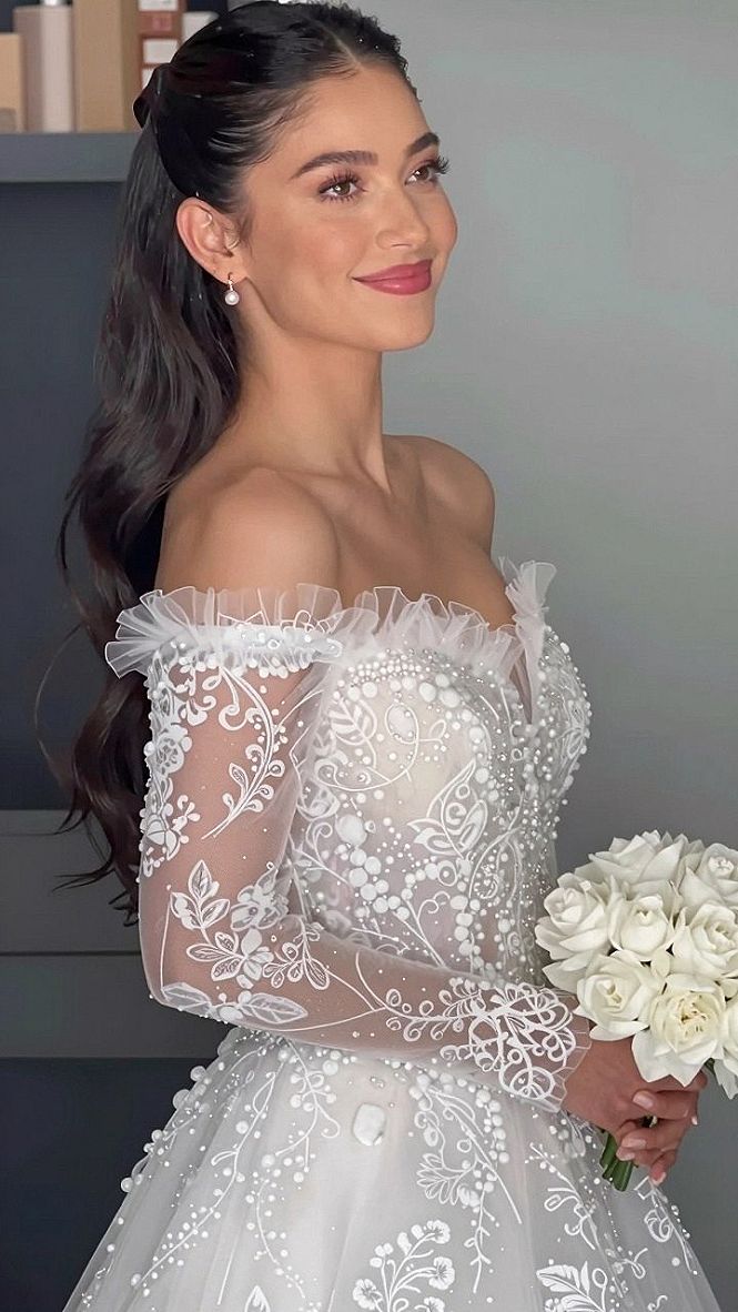 Pairing a High Ponytail With Your Wedding Veil