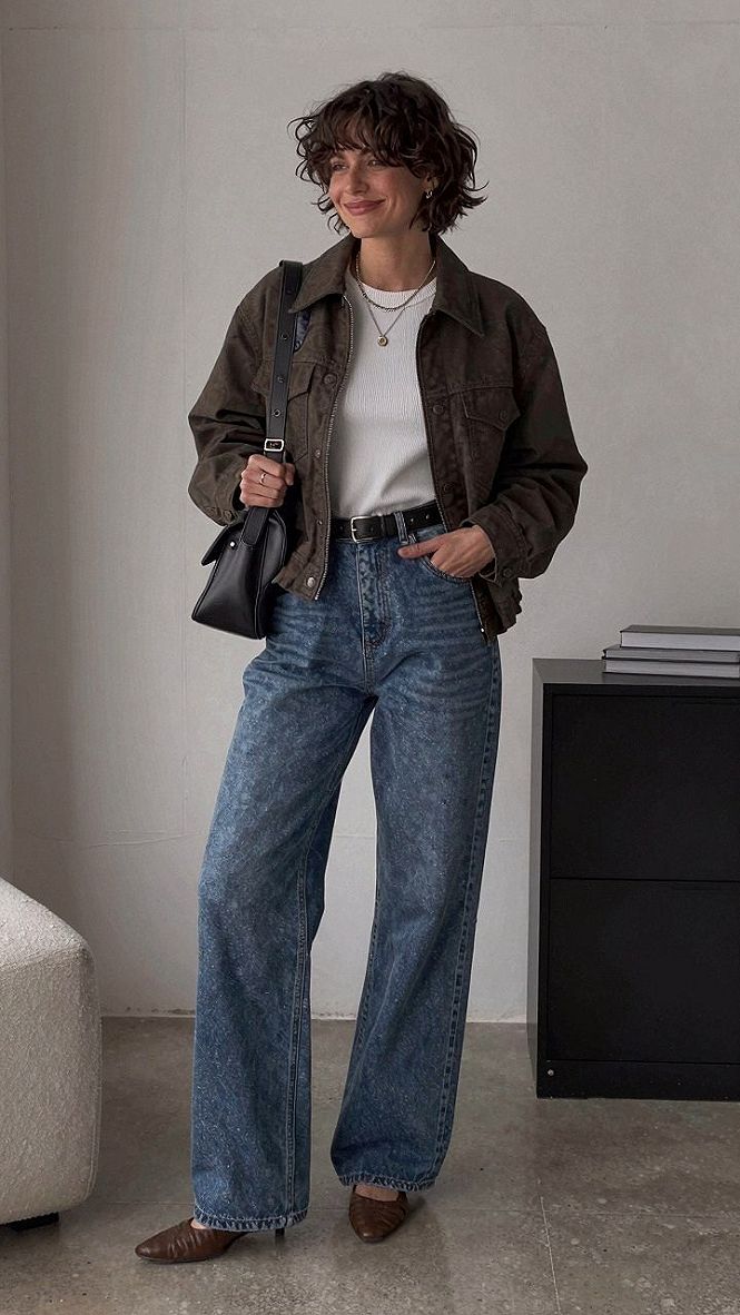 Choosing the Right Leather Jacket Cut for Your Frame