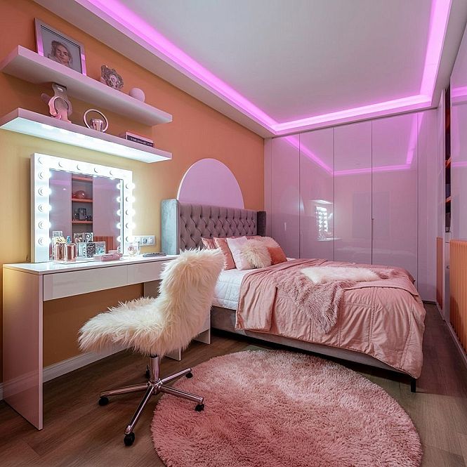 Teen Girl Dream Room: Playful Purple LED Lighting & Cool Decor
