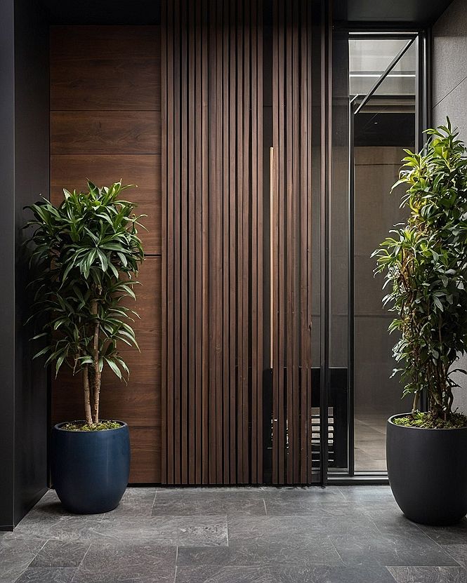 Maintaining Slatted Wood Panel Entryways