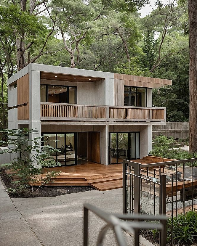 Maintaining Outdoor Wood Decks in Humid Climates