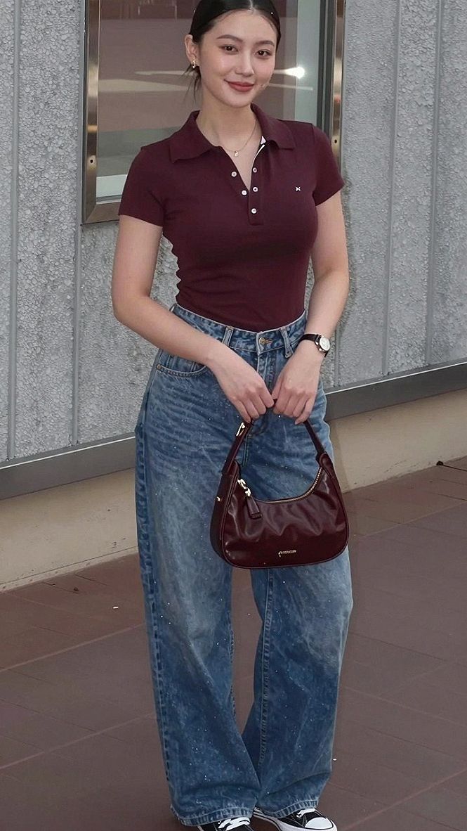 Styling A Ribbed Polo Top With Mid Rise Denim